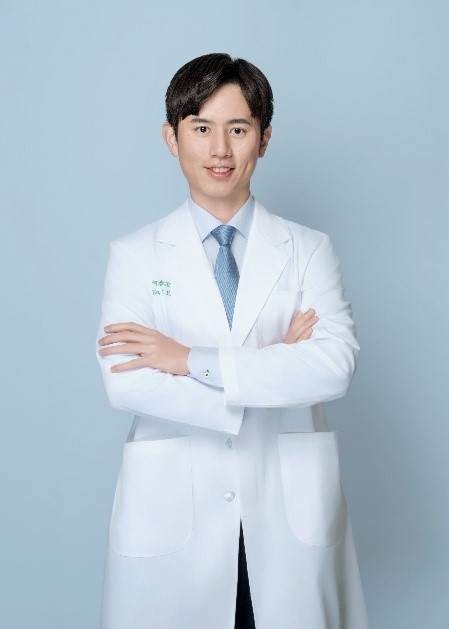 何泰宏 照片