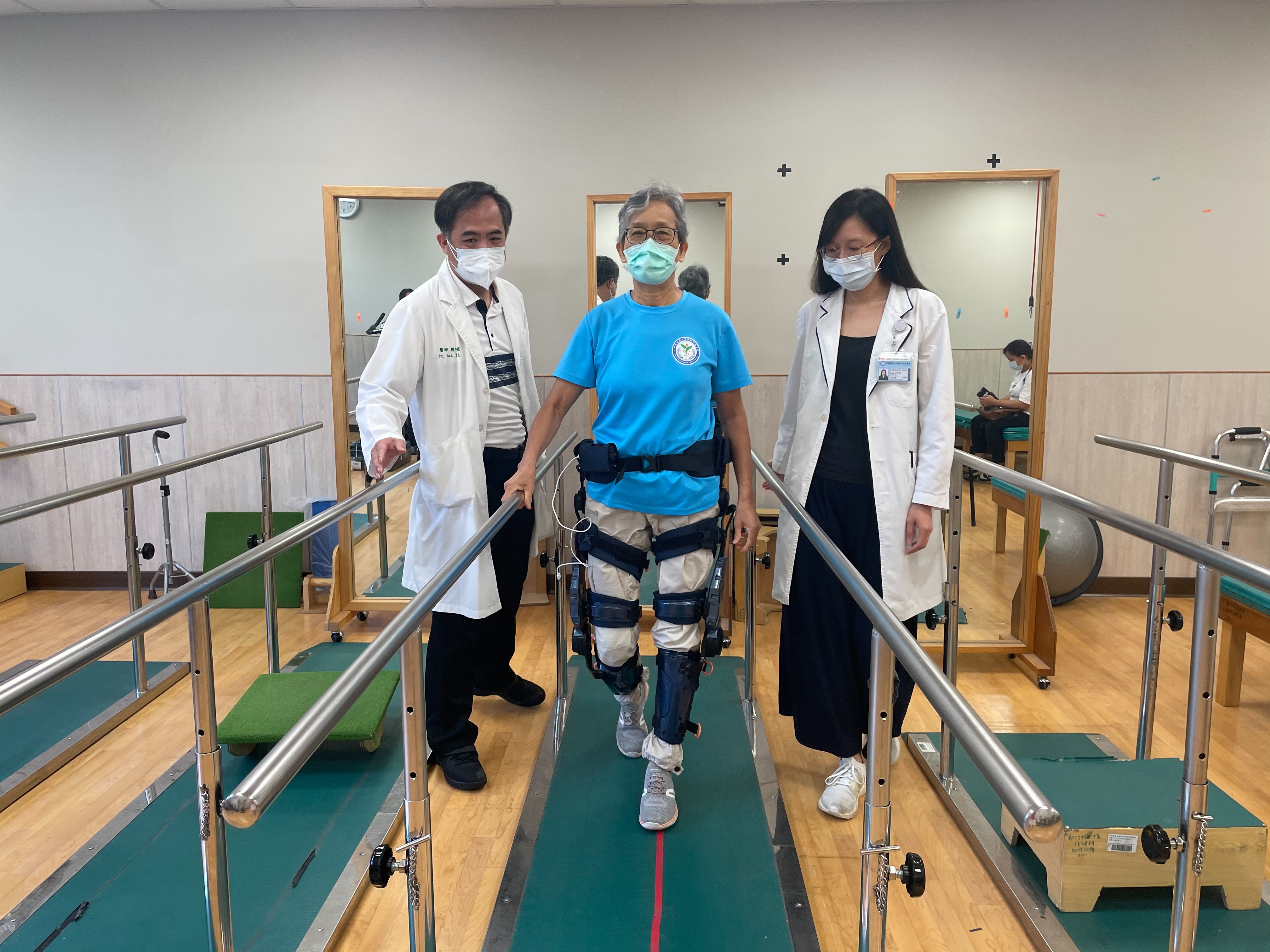中風年輕化 上下肢機器人復健改善