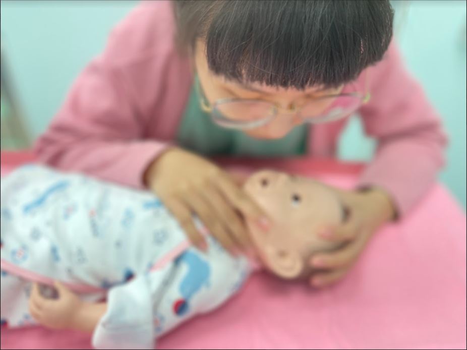 動作示範